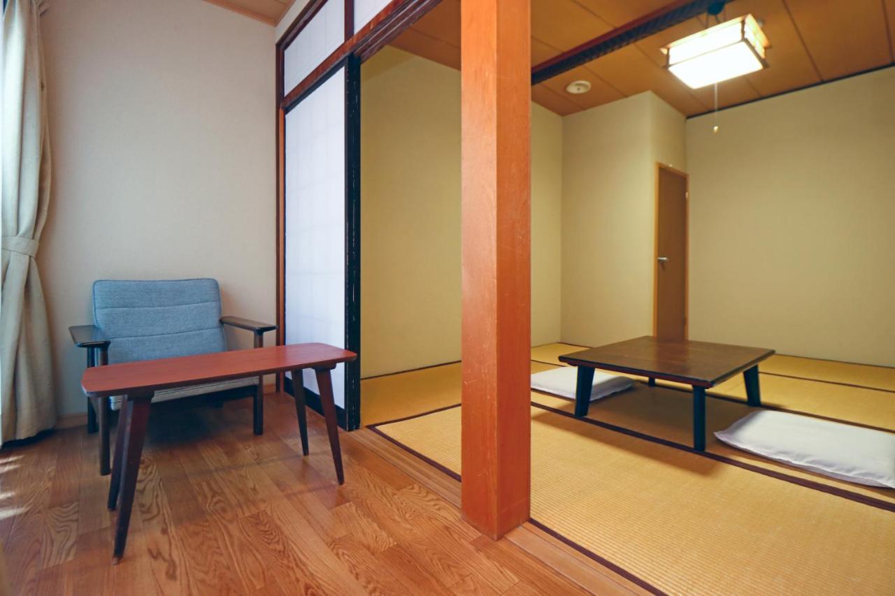Kobori Ryokan Хиросаки Екстериор снимка