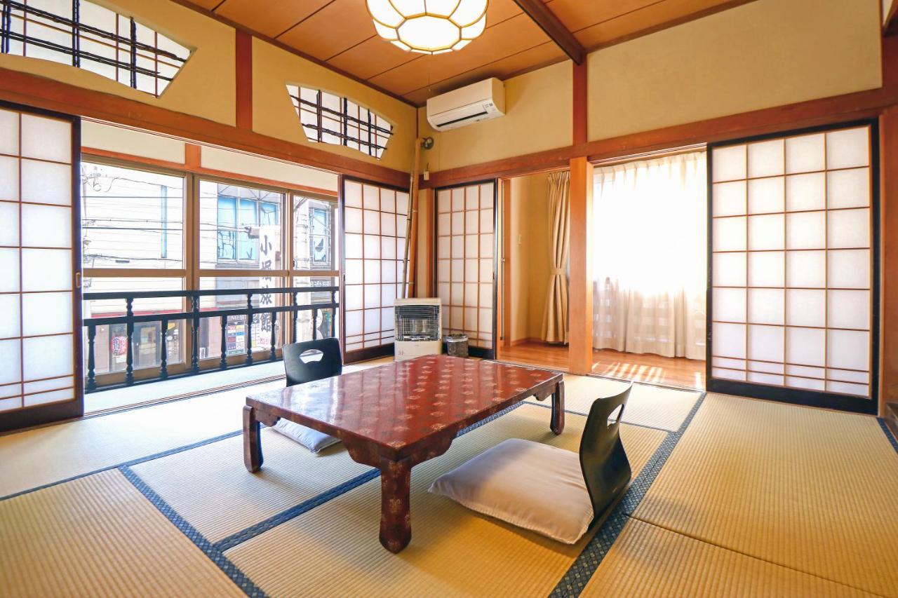 Kobori Ryokan Хиросаки Екстериор снимка