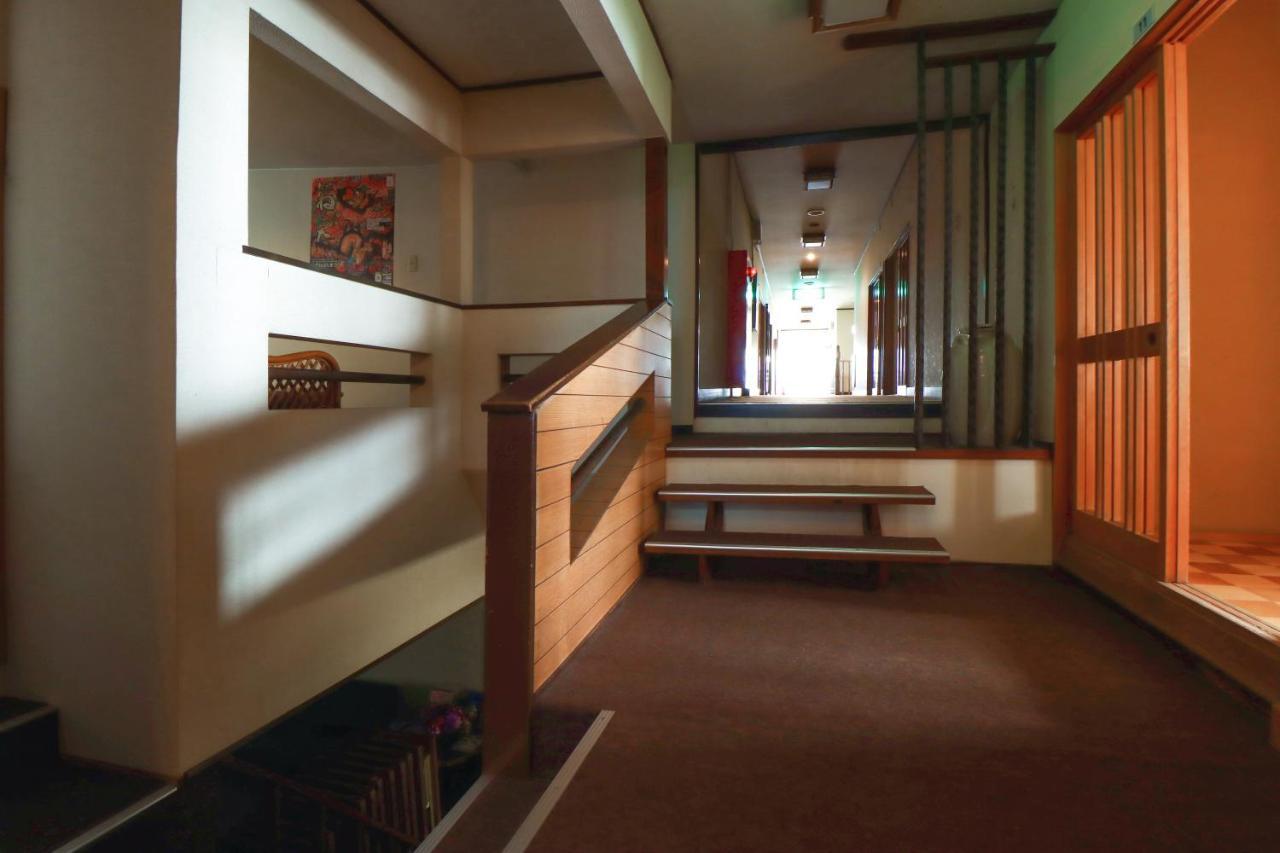 Kobori Ryokan Хиросаки Екстериор снимка